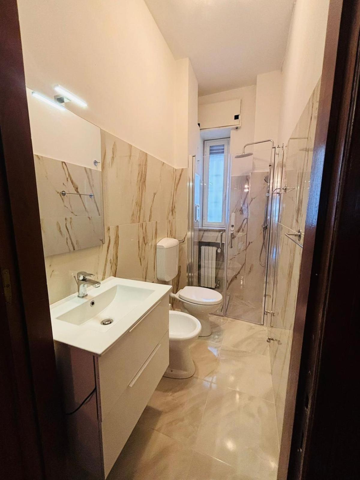 Matthias Central Rooms And Accomodation バーリ エクステリア 写真
