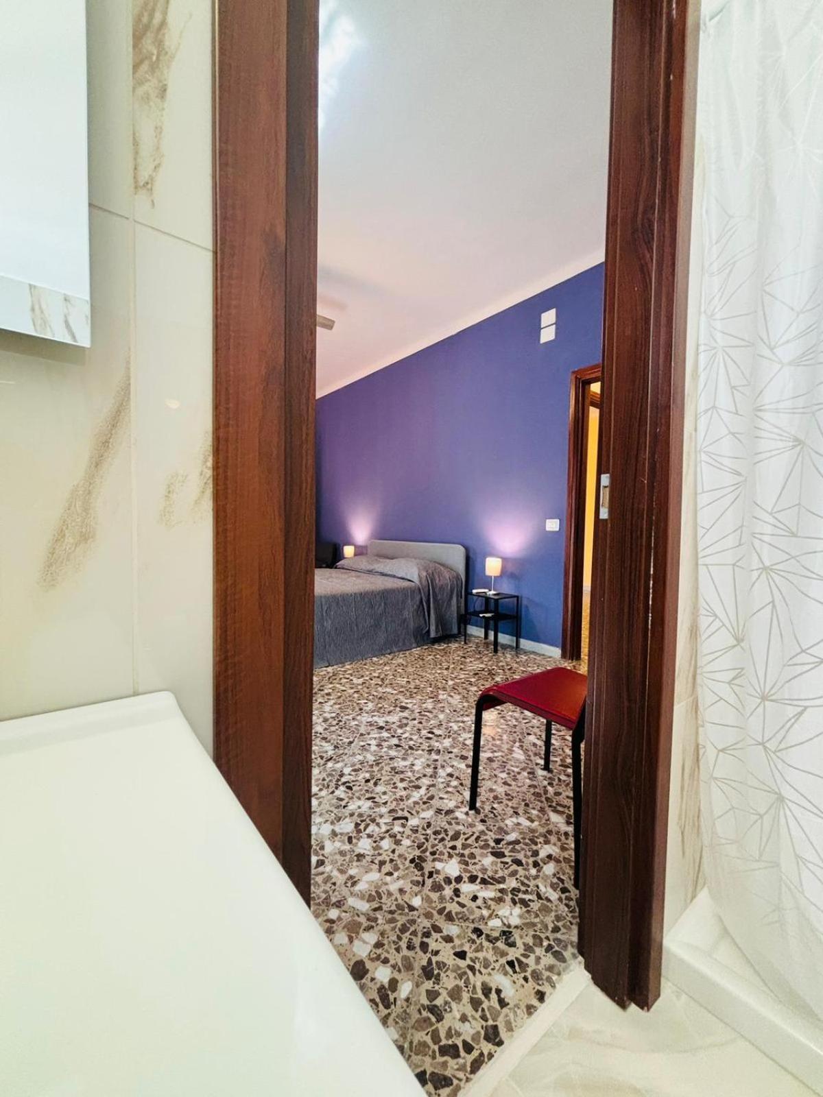 Matthias Central Rooms And Accomodation バーリ エクステリア 写真